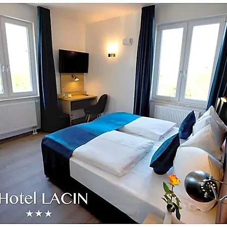 Szálloda Lacin Nürnberg