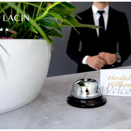 Lacin Hotel