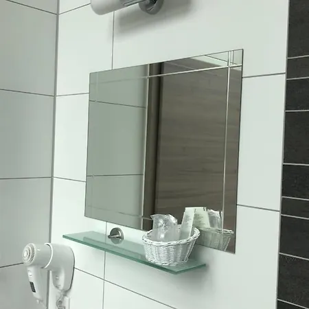 Szálloda Lacin 3*
