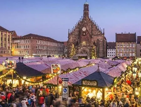 Lacin Szálloda Nürnberg