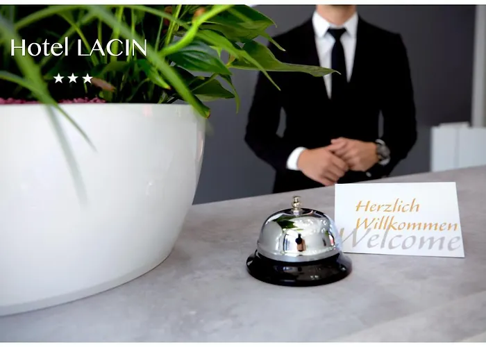 Lacin Hotel